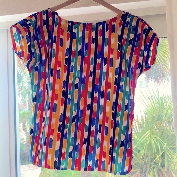Vintage 90s shirt! Amazing design - Picture 6 of 9